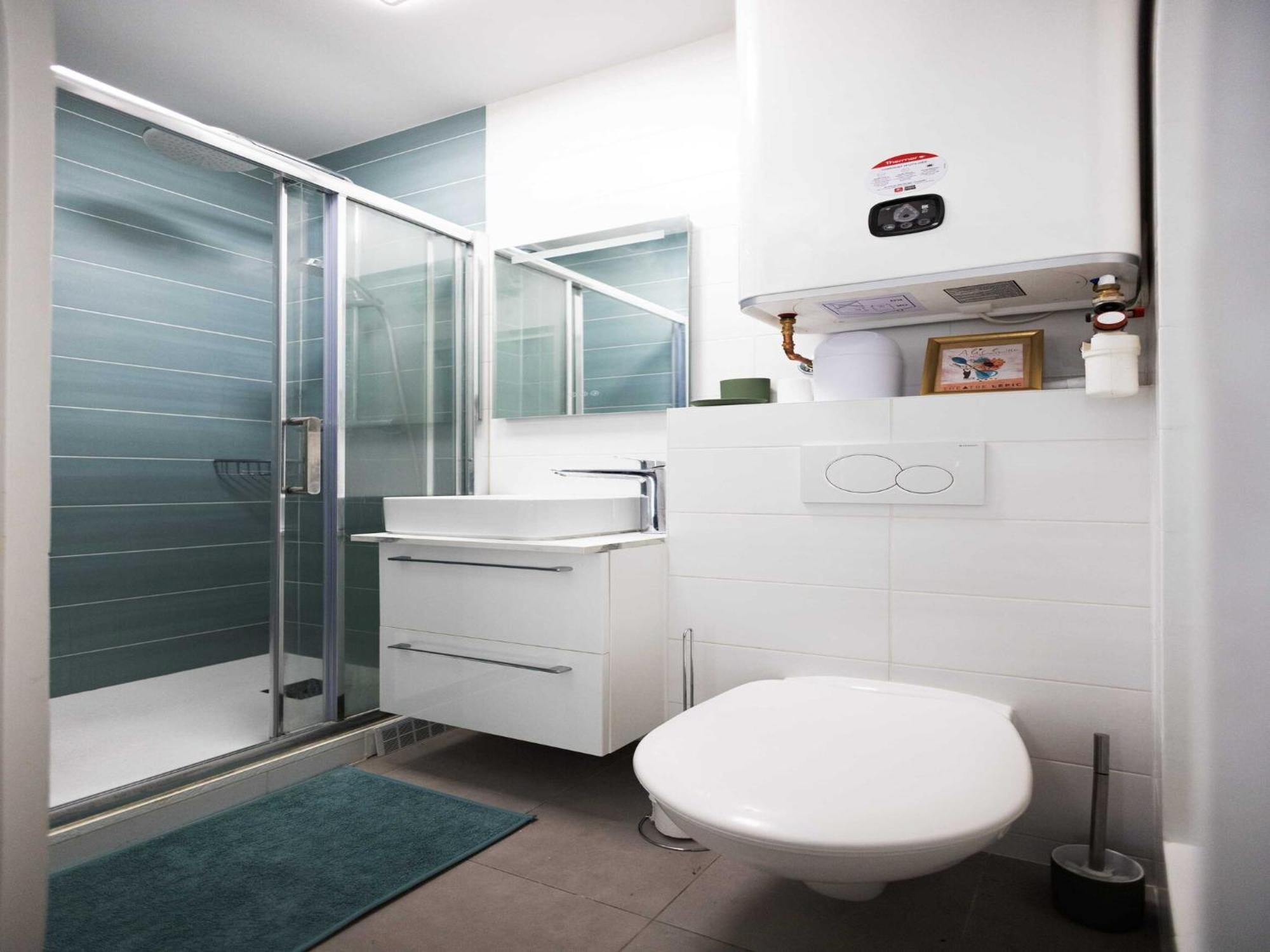 Charming Near Sacre-c Ur - Mobility Lease *